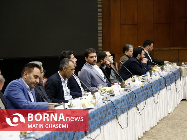 نشست مدیران کل ورزش و جوانان استان ها با سرپرست وزارت ورزش و جوانان