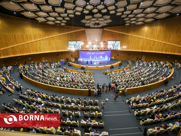 آیین افتتاح سی و چهارمین جشنواره بین‌المللی فیلم کودک و نوجوان اصفهان