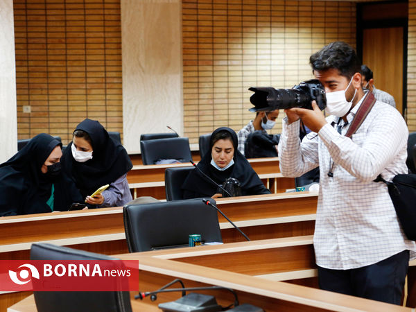 نشست خبری نماینده مردم شیراز و زرقان در مجلس