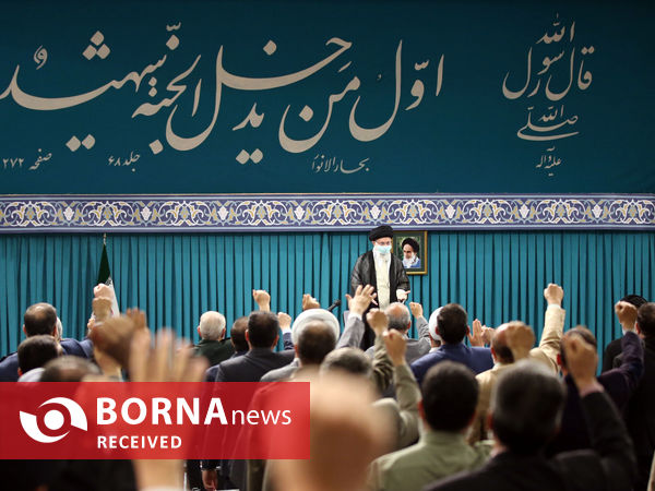 دیدار دست‌اندرکاران برگزاری کنگره شهدای استان قم با مقام معظم رهبری