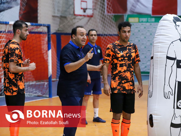 تمرینات پیش فصل تیم فوتسال آلومینیوم