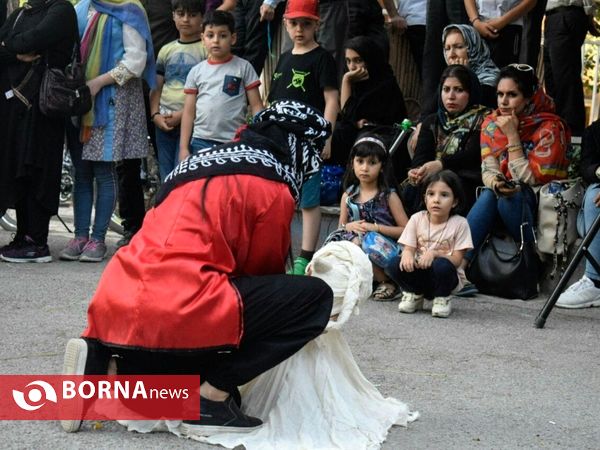 تئاتر خیابانی هفت بوو کله در کرمانشاه