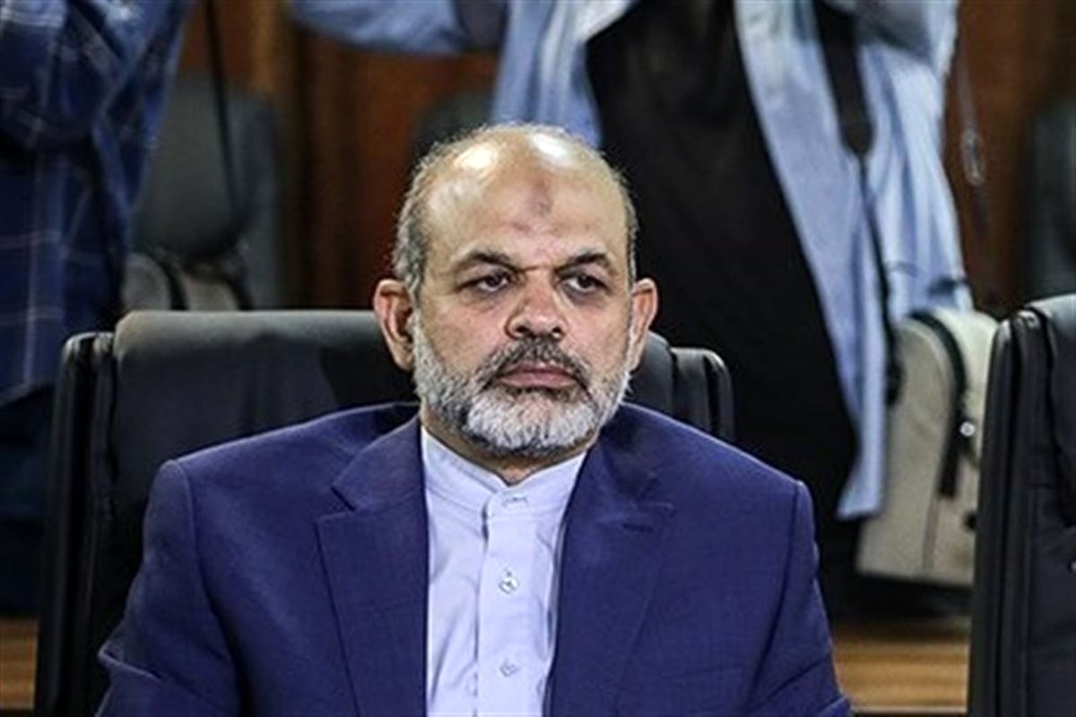 وزیر کشور: سال آینده بودجه ویژه‌ای برای متروی غرب استان تهران دیده خواهد شد