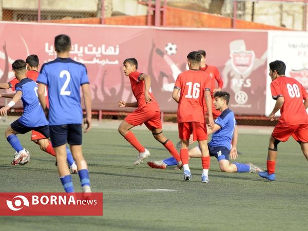 دیدار تیم‌های فوتبال نوجوانان پرسپولیس 2-  نوجوانان استقلال 0