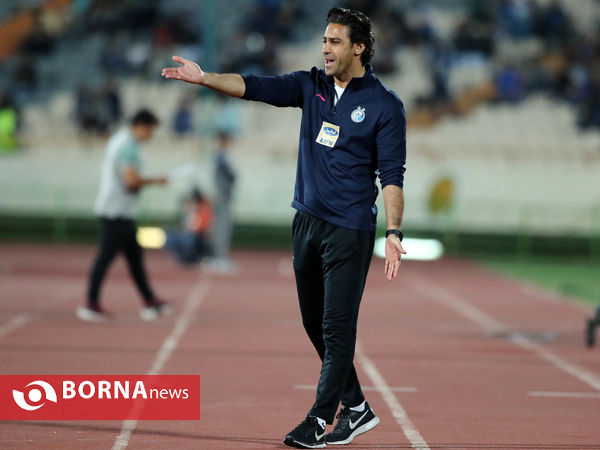 دیدار تیم های استقلال تهران - استقلال خوزستان