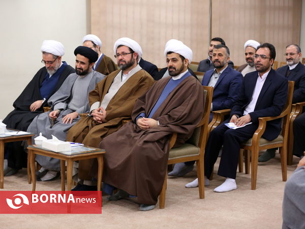 دیدار مسئولان دفتر تبلیغات اسلامی با رهبر انقلاب