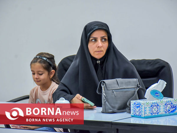 نشست خبری مدیر بیمه دی در استان مرکزی