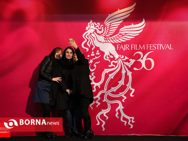 سی و ششمین جشنواره فیلم فجر عکاس: عطیه نیک نام - فریبا نجاتی - ساره سلطانیه