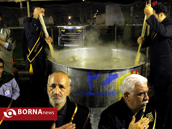 أپخت و توزیع 80 هزار کیلو آش صلواتی به مناسبت 28 صفر در شیراز
