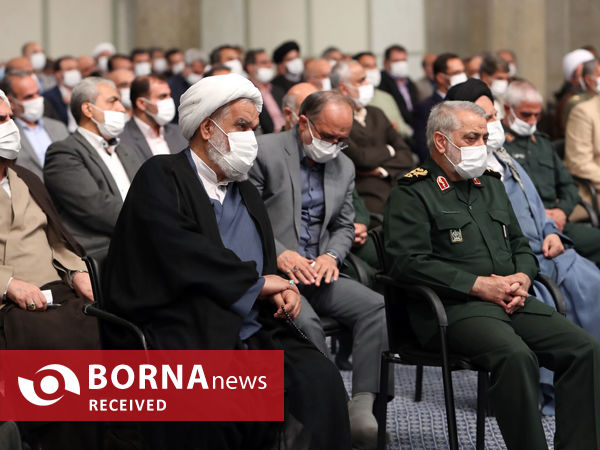 دیدار دست‌اندرکاران برگزاری کنگره شهدای استان قم با مقام معظم رهبری