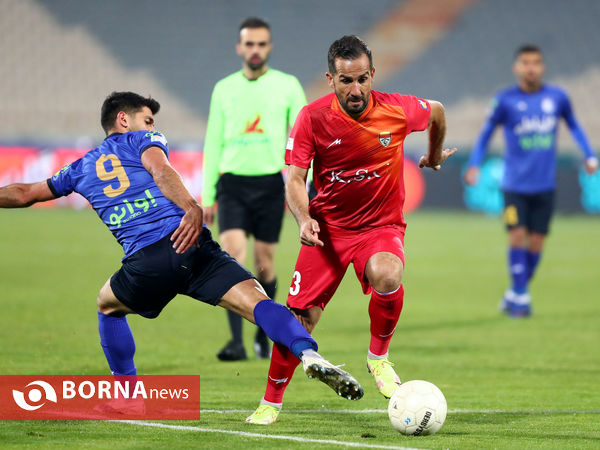 دیدار تیم های فوتبال استقلال - فولاد