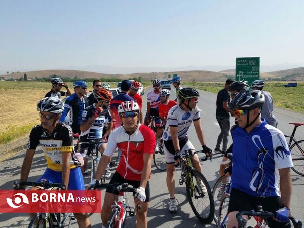 مسابقه دوچرخه سواری پیشکسوتان لرستان دربروجرد