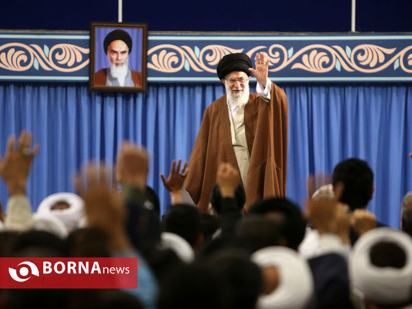 دیدار اعضای کنگره نقش شیعه درگسترش‌علوم‌اسلامی با رهبرانقلاب