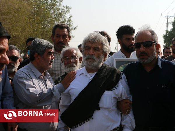 خاکسپاری جانباختگان متروپل در قطعه ورزشکاران بهشت رضای آبادان