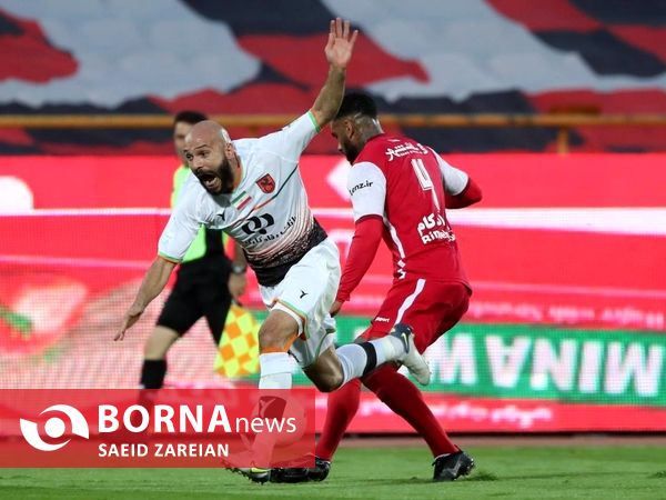 دیدار تیم های فوتبال پرسپولیس_ مس رفسنجان