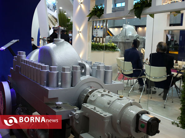 بازدید جهانگیری از نمایشگاه بین المللی نفت، گاز، پالایش و پتروشیمی