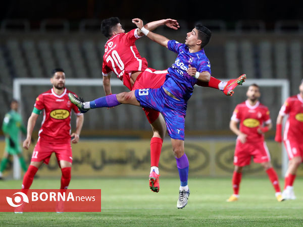 دیدار تیم های فوتبال پرسپولیس - هوادار