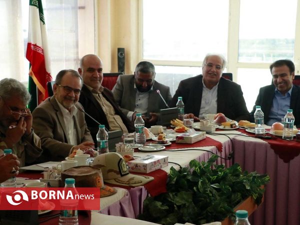 نشست بررسی روش‌های تسهیل تردد اتباع خارجی از مرز شلمچه