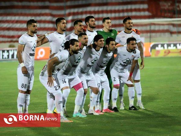 دیدار تیم های فوتبال پرسپولیس_ تراکتور