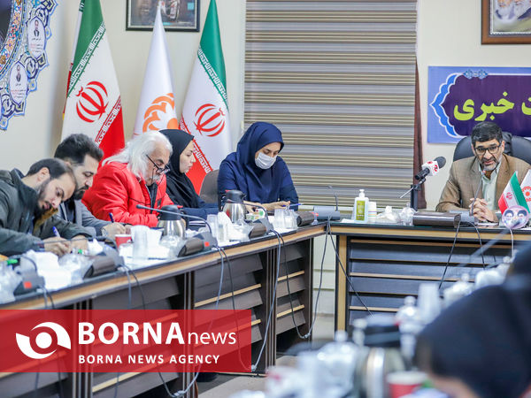 نشست خبری مدیر کل بهزیستی استان مرکزی با اصحاب رسانه