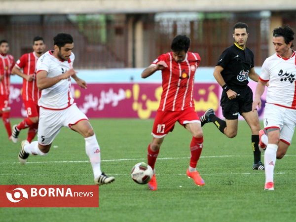 دیدار تیم های سپیدرود رشت- پدیده مشهد