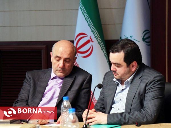نشست صميمانه استاندار تهران با اصحاب رسانه