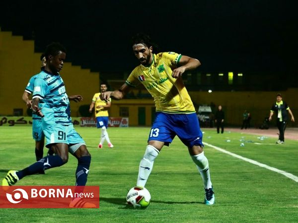 دیدار صنعت نفت آبادان و پیکان