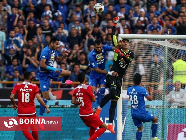 دربی ۸۵،پرسپولیس ۰۱-استقلال ۰