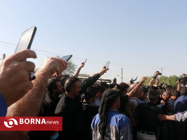 تشییع جانباختگان متروپل در آرامستان آبادان