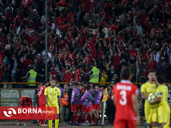دیدار تیم های فوتبال پرسپولیس - السد