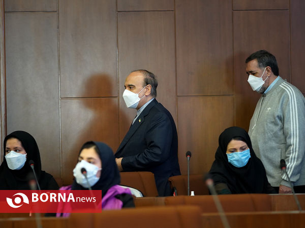 تجلیل از فعالان حوزه ورزش بانوان