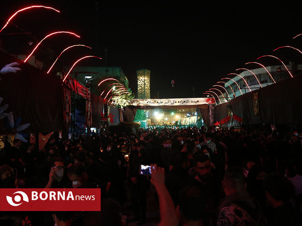 مراسم شام غریبان در میدان امام حسین (ع)
