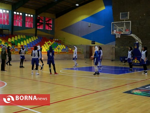 تمرینات تیم بسکتبال بانوان پالایش نفت آبادان