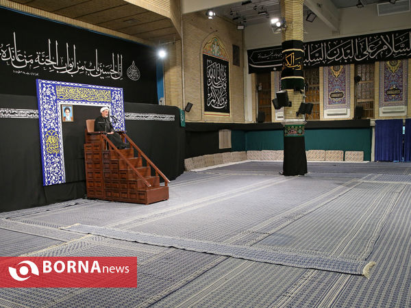 مراسم عزاداری شب هشتم محرم با حضور رهبر انقلاب