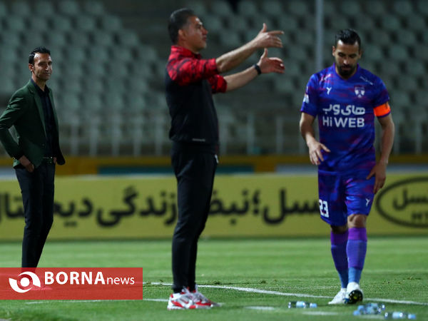 دیدار تیم های فوتبال پرسپولیس - هوادار