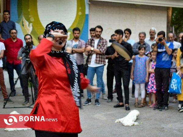 تئاتر خیابانی هفت بوو کله در کرمانشاه