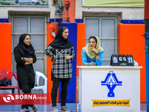 جشنواره کارگری والیبال بانوان استان مرکزی