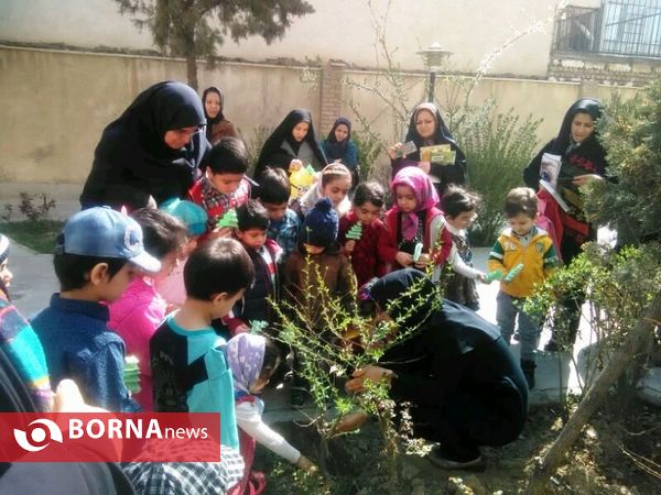 جشن درختکاری کتابخانه مرکزی شهرستان قدس