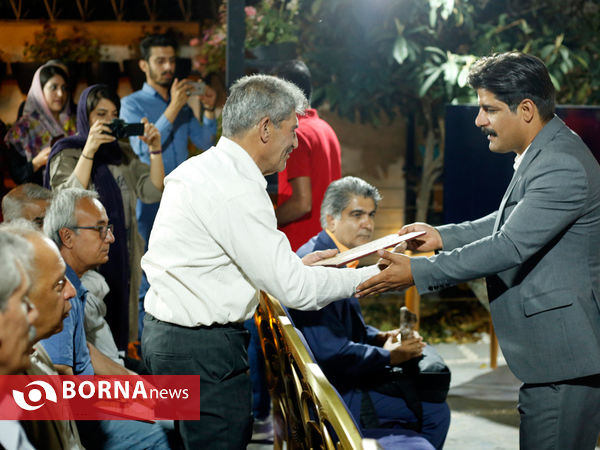 نشست «توسعه کارآفرینی فرهنگی با تمرکز بر صنایع دستی» در شیراز