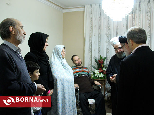 دیدار رئیس جمهوری با جانباز سوری