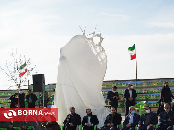 آیین رونمایی از المان شهید محسن فخری زاده