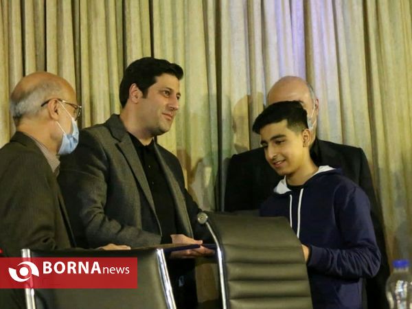 تجلیل از کمیل نیک نژاد قهرمان گیلانی تنیس جهان در لاهیجان