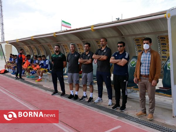 در حاشیه دیدار تیم های فوتبال صنعت نفت - شمس آذر قزوین