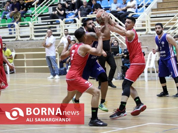 دیدار تیم های بسکتبال سپید رشت _ ملوان بندرانزلی