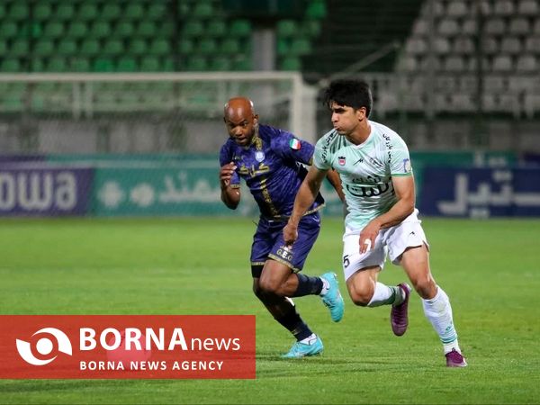 دیدار تیم های فوتبال ذوب آهن اصفهان- گل گهر سیرجان