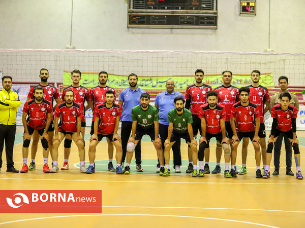 دیدار تیم های والیبال کیهان موتور اراک - آیدانه چالدران