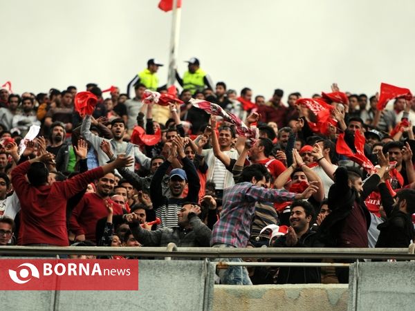 دیدار تیم های پرسپولیس تهران - استقلال تهران