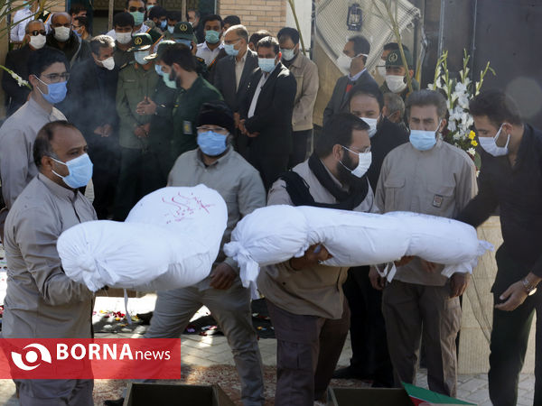 آیین تشییع و به خاکسپاری دو شهید گمنام در آرامستان بهشت احمدی شیراز