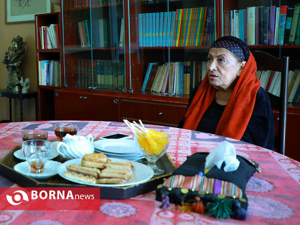 گفتگوی اختصاصی برنا با پری صابری