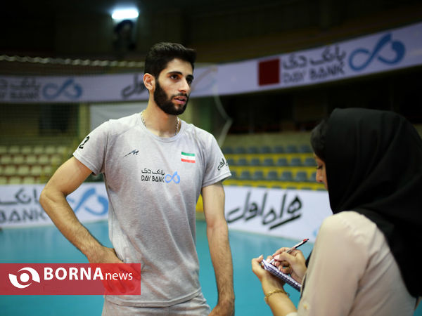 تمرین تیم ملی والیبال با حضور معاونین وزیر ورزش و جوانان